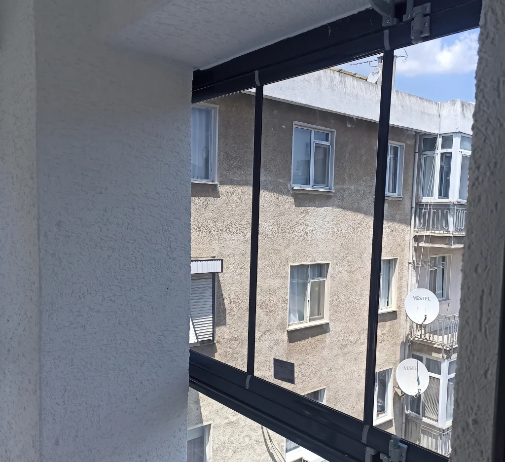 Cam Balkon Sistemleri