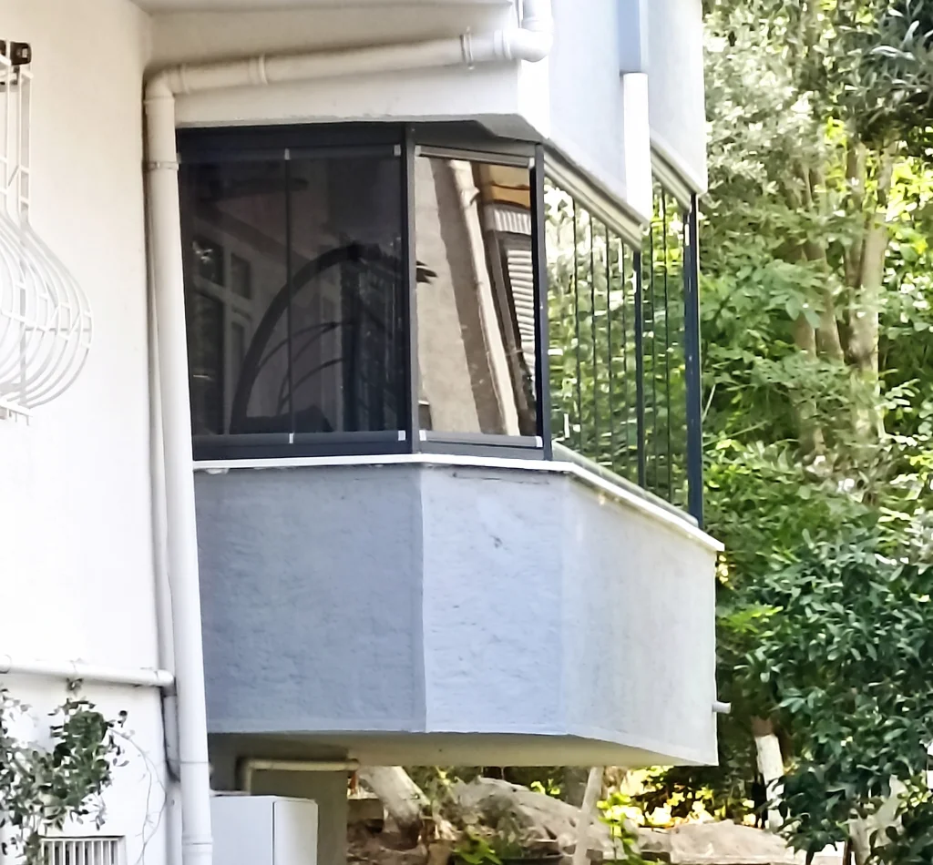 Cam Balkon Sistemleri