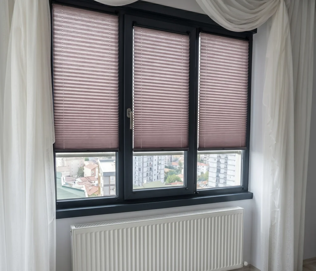 Cam Balkon Perdesi